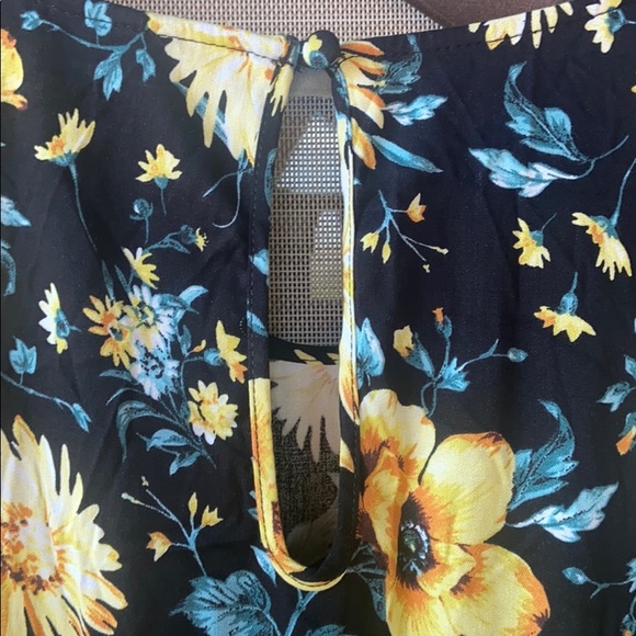NWT Torrid Black & Yellow 🌺 Floral Dress - Picture 11 of 16